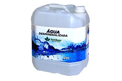 Água Desmineralizada Distribuidora